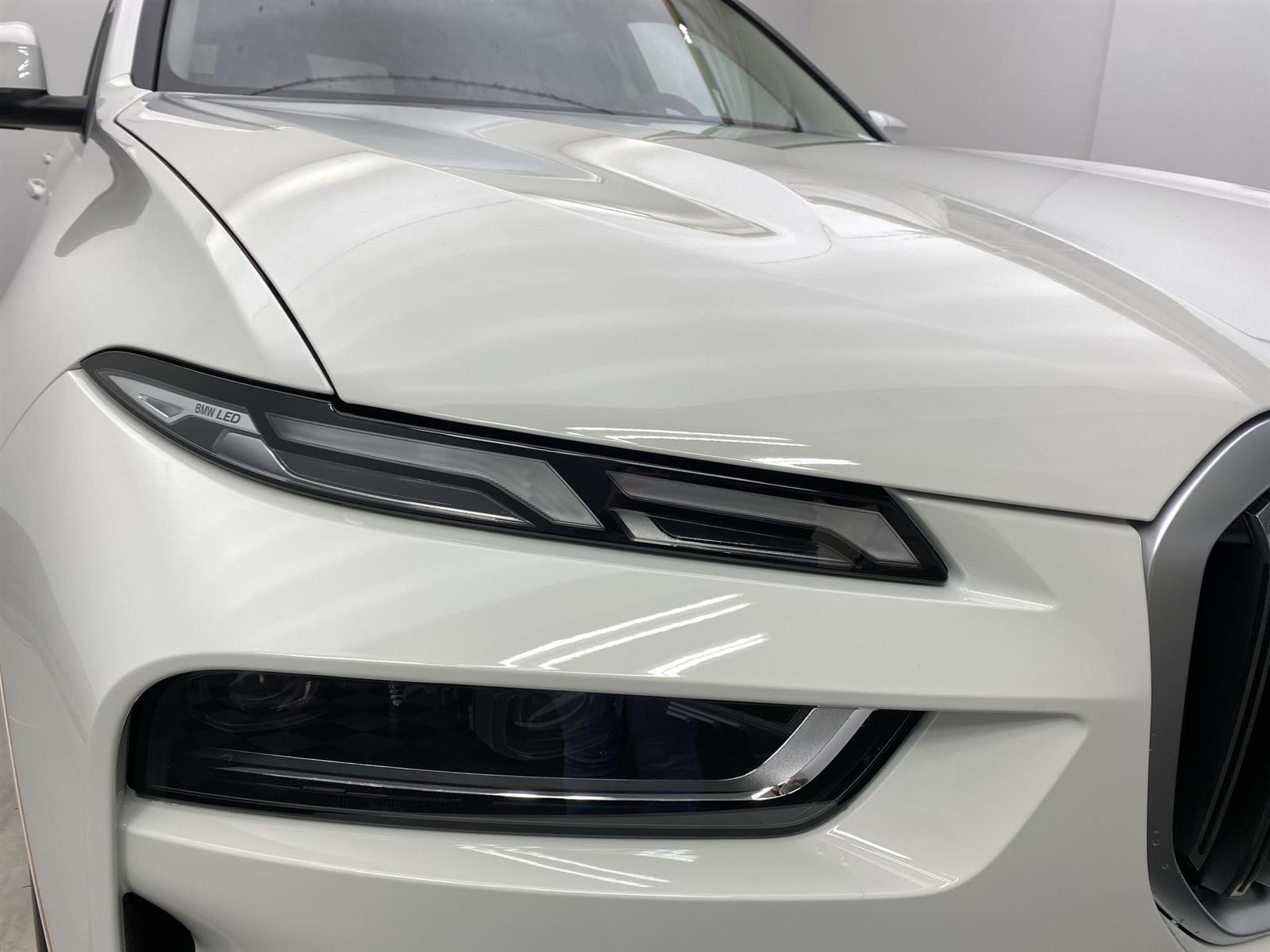 Vehicle image 18 of 31