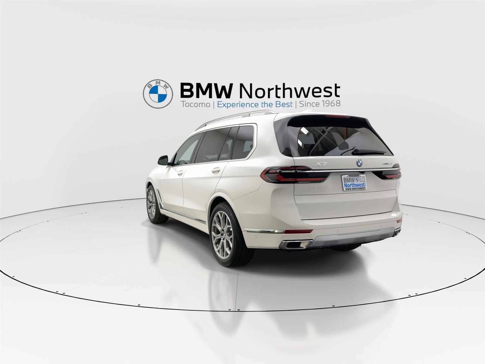 Vehicle image 14 of 31