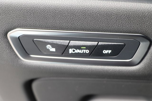 Vehicle image 24 of 38