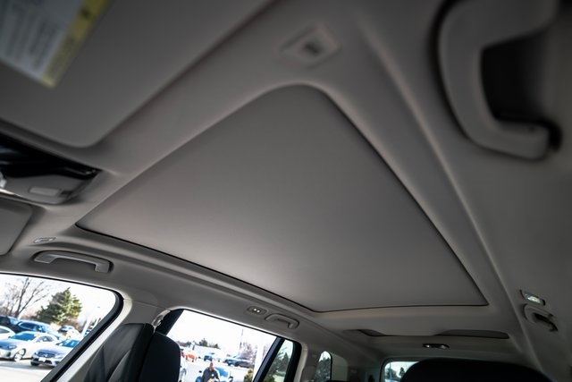 Vehicle image 20 of 46