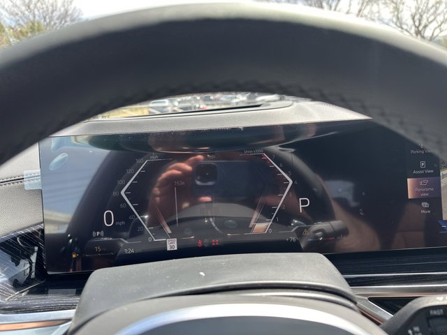 Vehicle image 22 of 37