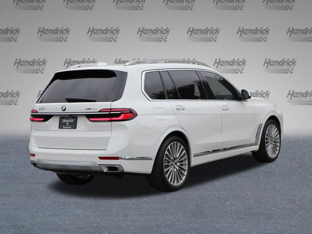 Vehicle image 5 of 38