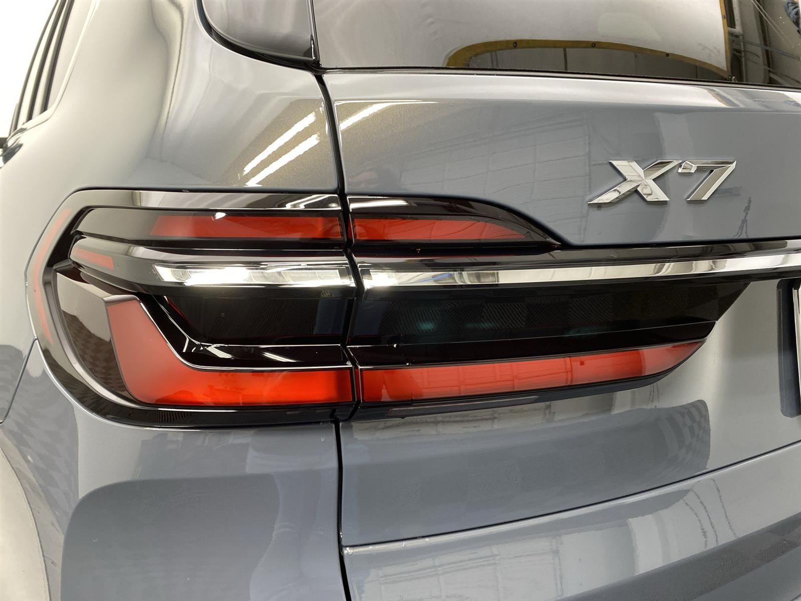 Vehicle image 19 of 31