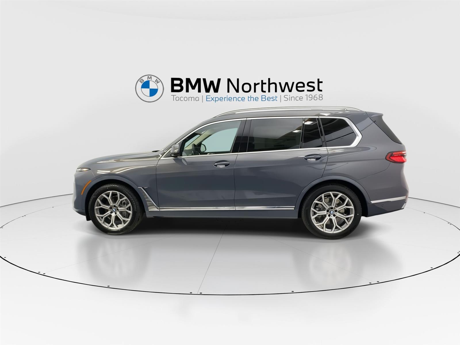 Vehicle image 15 of 31