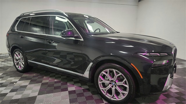 Vehicle image 5 of 36