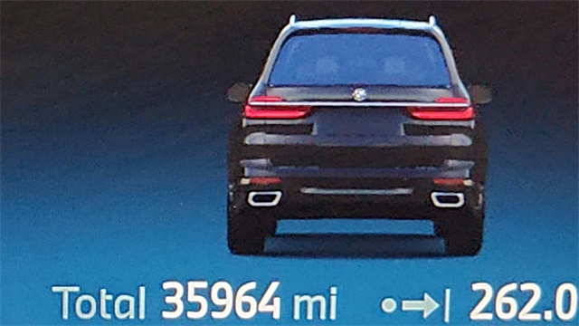 Vehicle image 9 of 36