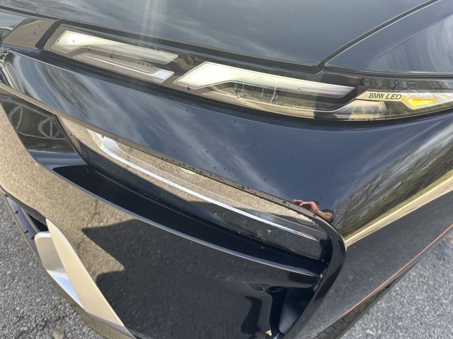 Vehicle image 10 of 37