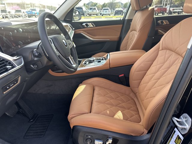 Vehicle image 14 of 37