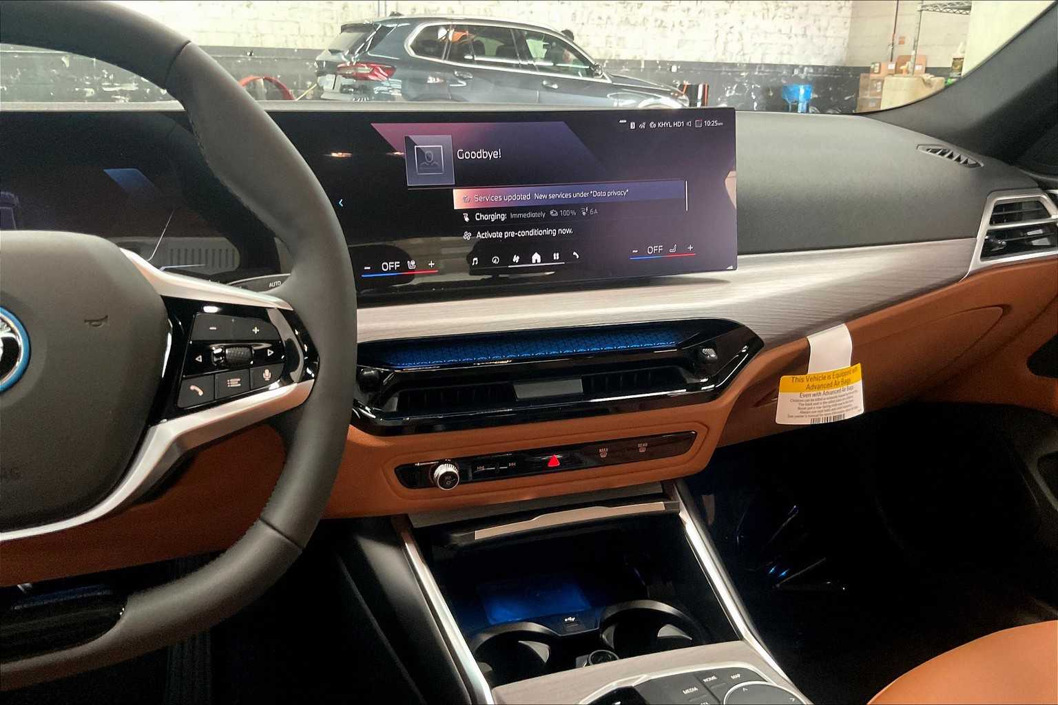 Vehicle image 9 of 35