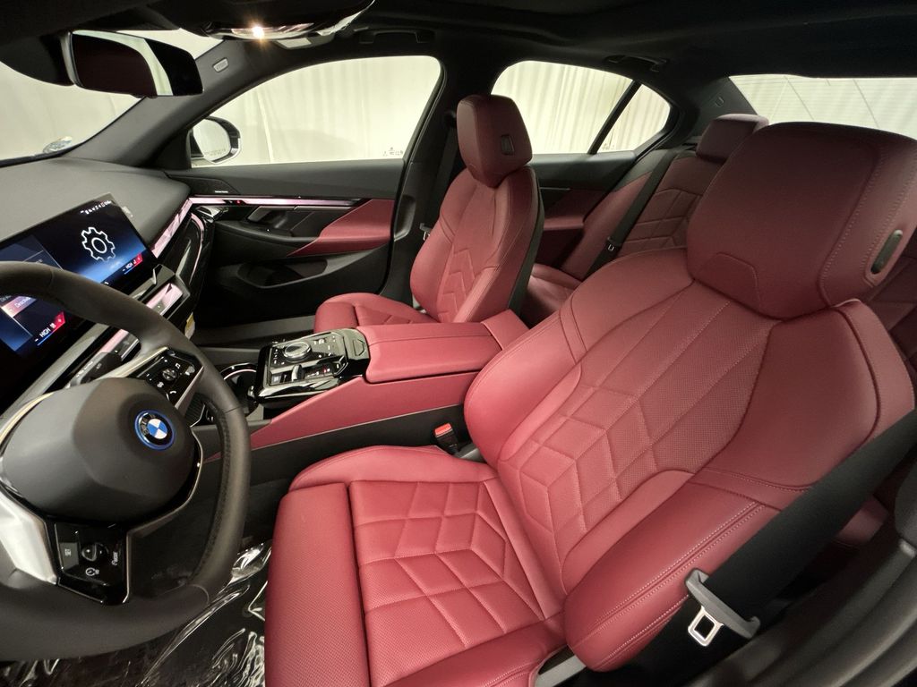 Vehicle image 12 of 29