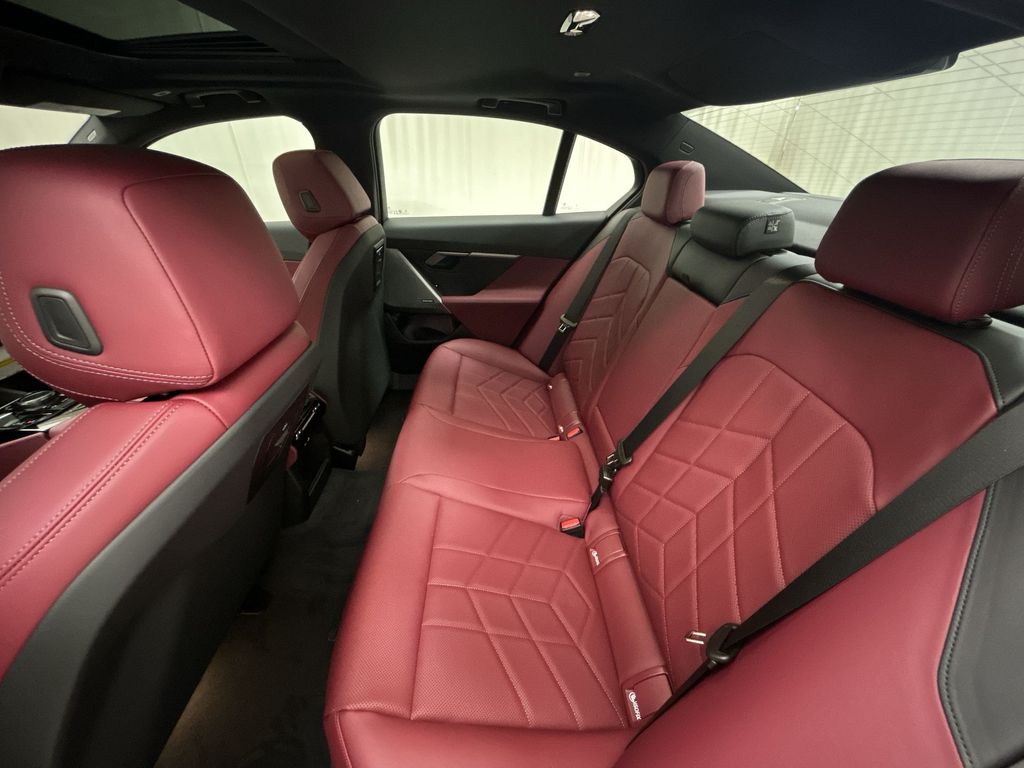 Vehicle image 24 of 29