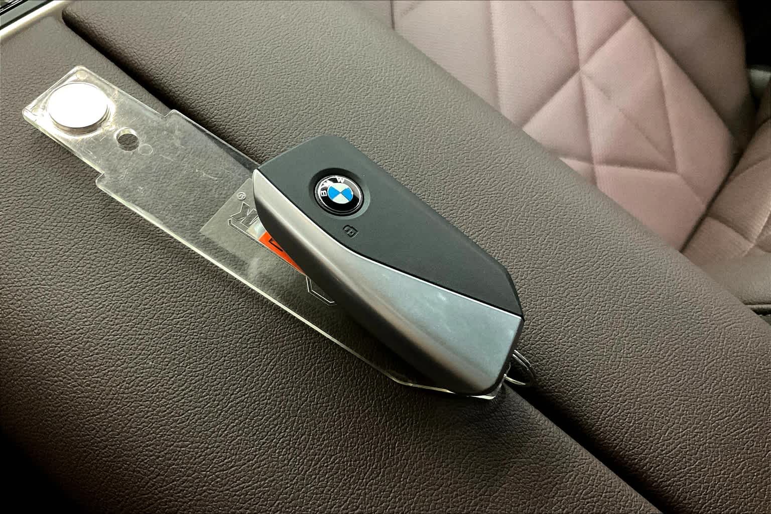 Vehicle image 13 of 33