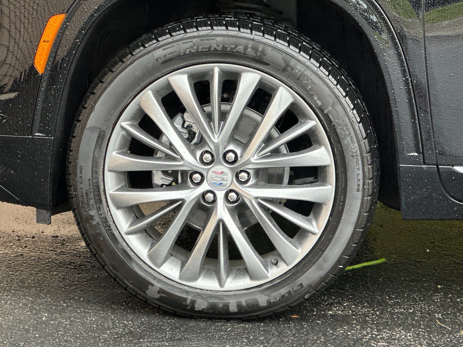 2025 Buick Enclave Avenir Image 9 of 29