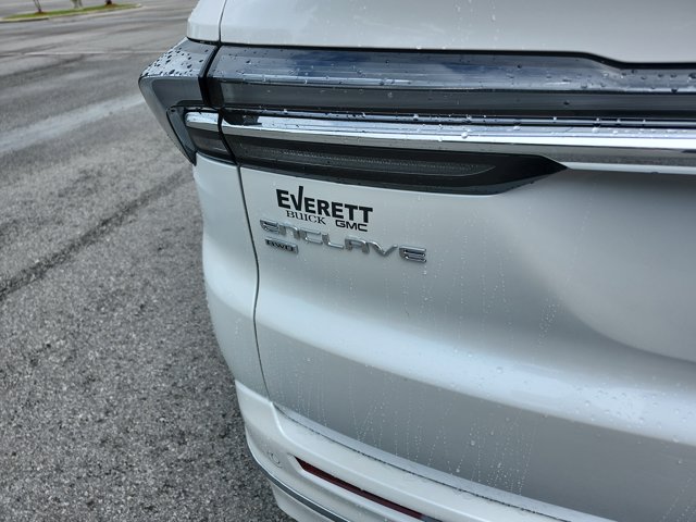Vehicle image 4 of 22