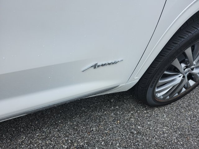 Vehicle image 6 of 22