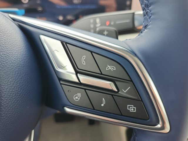 Vehicle image 22 of 22