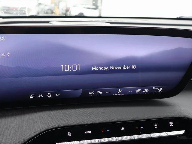 Vehicle image 46 of 63