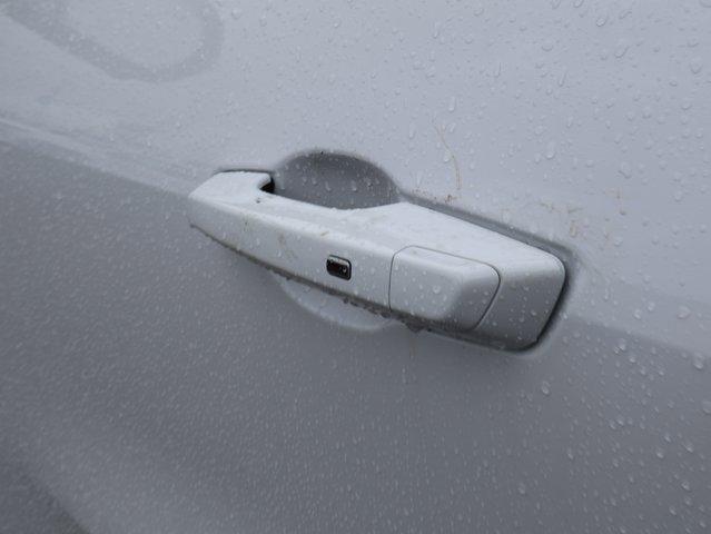 Vehicle image 44 of 63