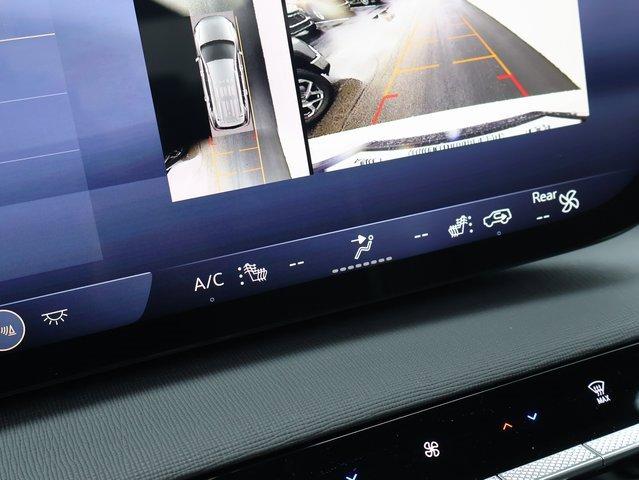 Vehicle image 49 of 63