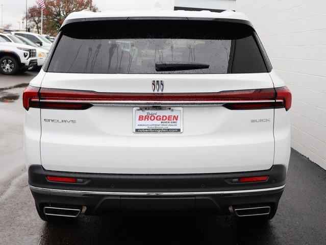 Vehicle image 10 of 63