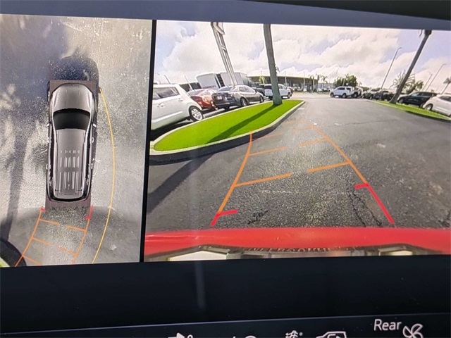 2025 Buick Enclave Preferred Image 18 of 31