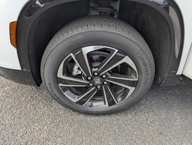 Vehicle image 10 of 27