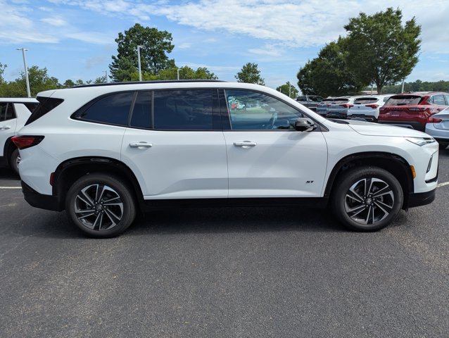 Vehicle image 4 of 27