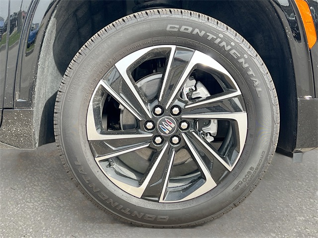 Vehicle image 19 of 21