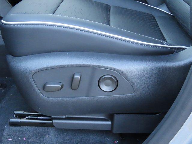 Vehicle image 53 of 59