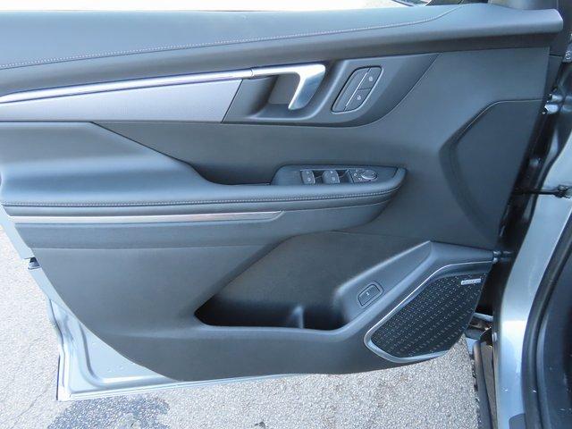 Vehicle image 54 of 59