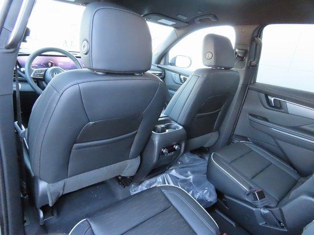 Vehicle image 34 of 59