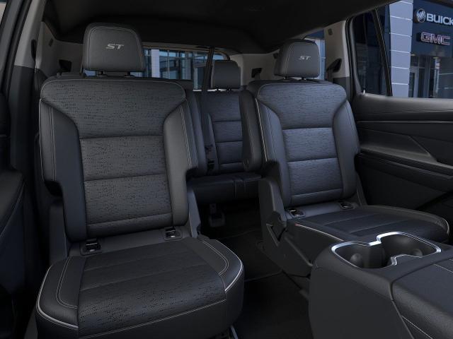 Vehicle image 17 of 38