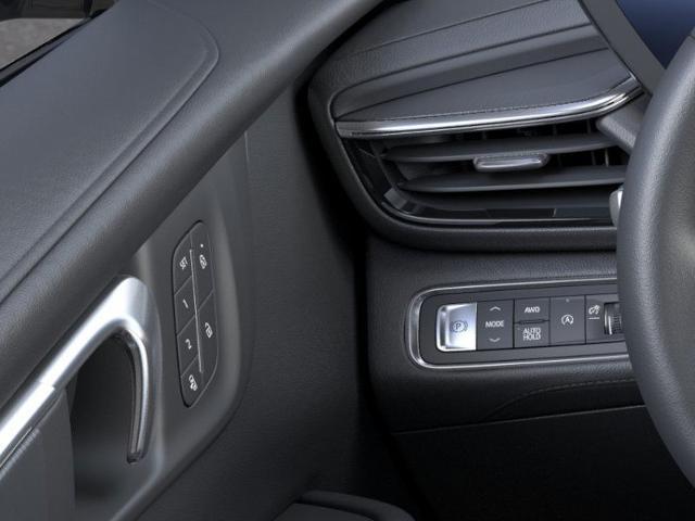 Vehicle image 25 of 38