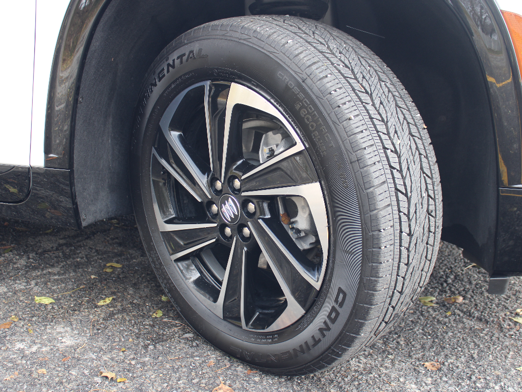 2025 Buick Enclave Sport Touring Image 11 of 39