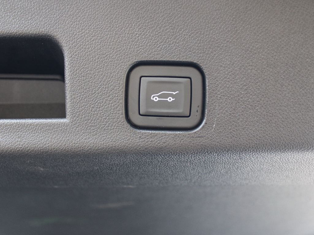 2025 Buick Enclave Sport Touring Image 36 of 39