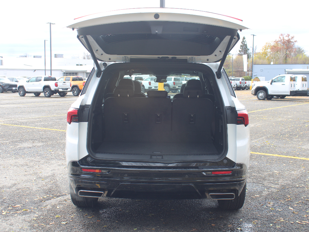 2025 Buick Enclave Sport Touring Image 15 of 39