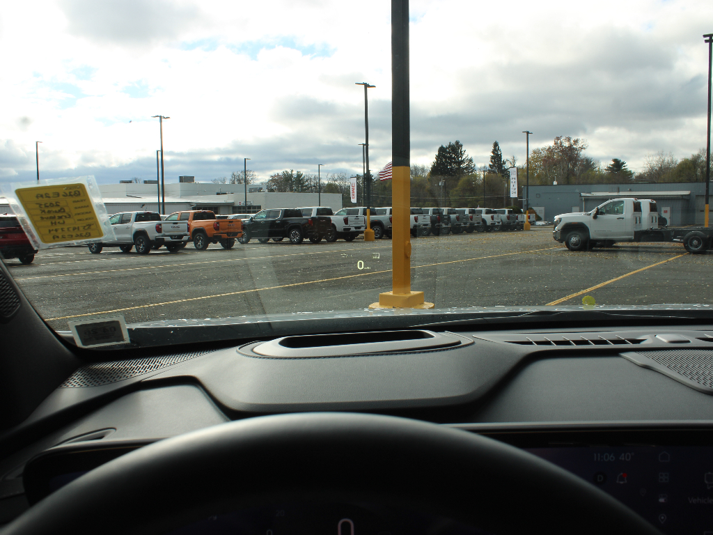 2025 Buick Enclave Sport Touring Image 20 of 39