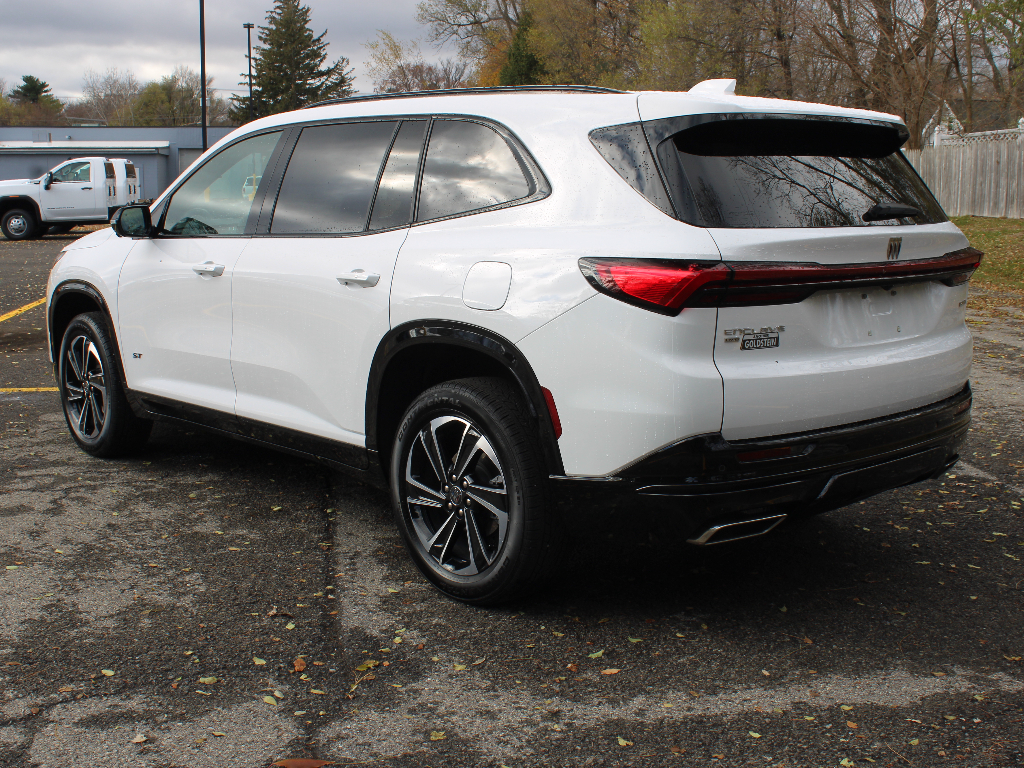 2025 Buick Enclave Sport Touring Image 7 of 39