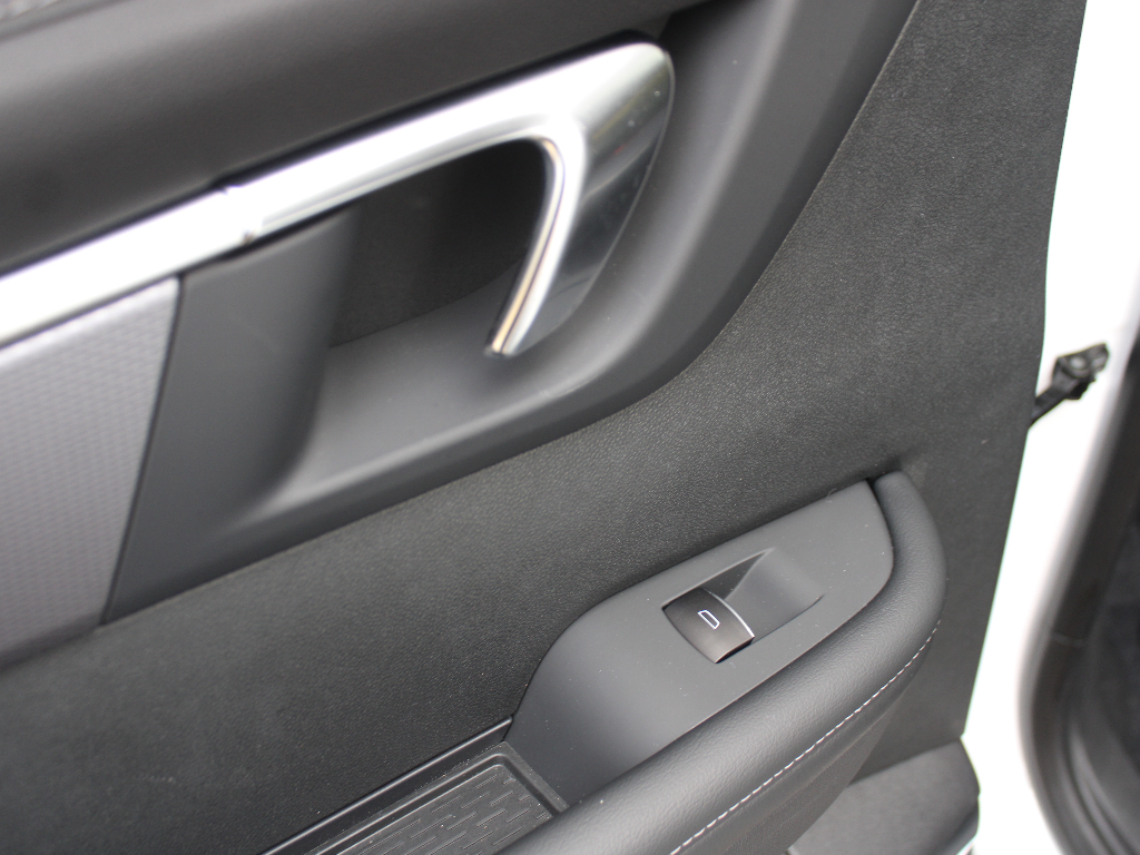 2025 Buick Enclave Sport Touring Image 28 of 39