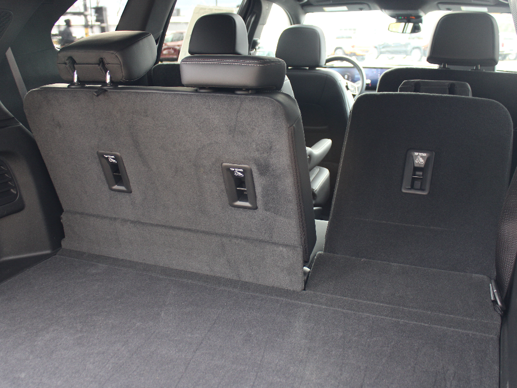 2025 Buick Enclave Sport Touring Image 32 of 39