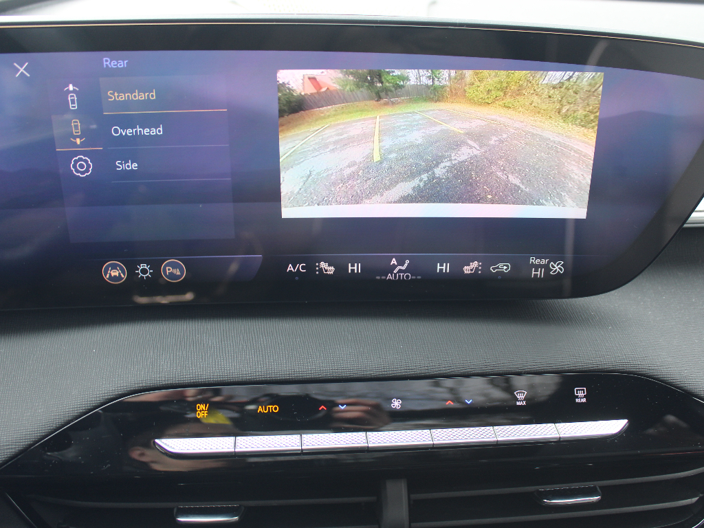 2025 Buick Enclave Sport Touring Image 24 of 39