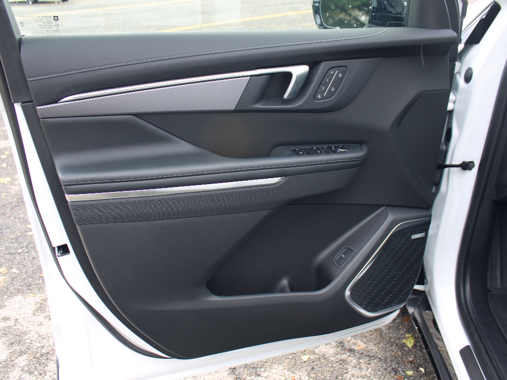 2025 Buick Enclave Sport Touring Image 27 of 39