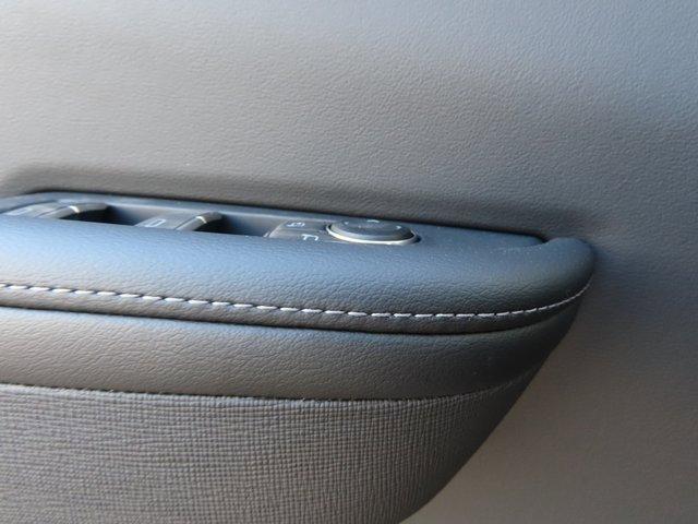 Vehicle image 73 of 85