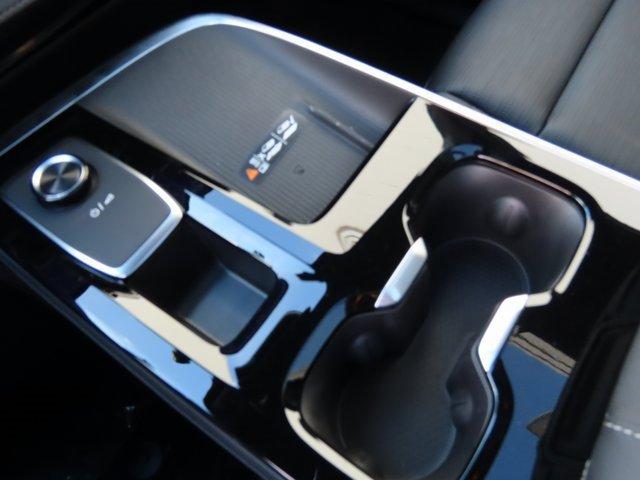 Vehicle image 49 of 85