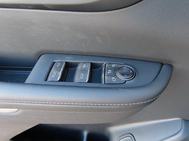 Vehicle image 72 of 85