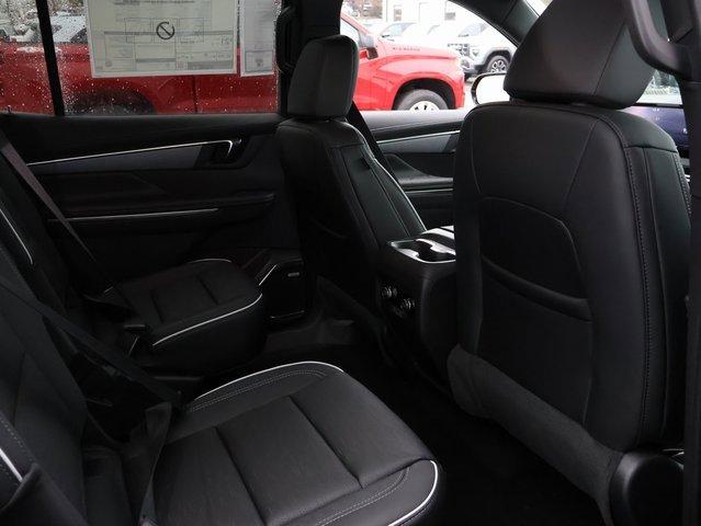 Vehicle image 33 of 57