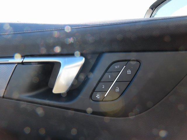 Vehicle image 71 of 85