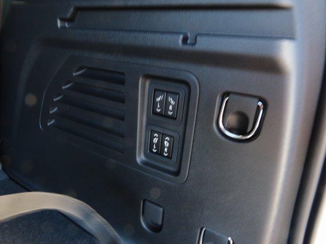 Vehicle image 79 of 85