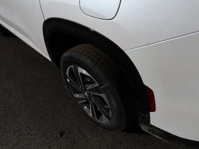 Vehicle image 84 of 85