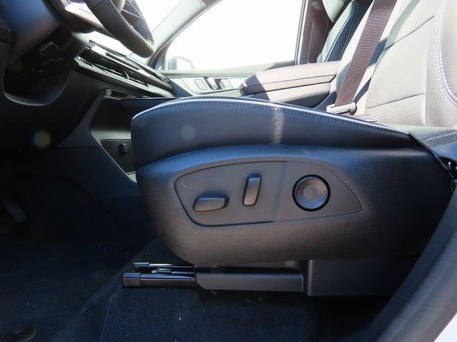 Vehicle image 34 of 85